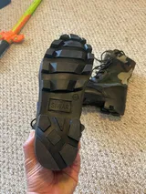 V. review photo
