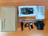 M. review photo