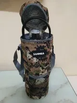 M. review photo