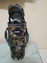 M. review photo