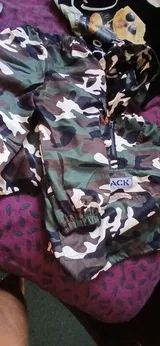 L. review photo