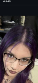 Evelyne B. review photo