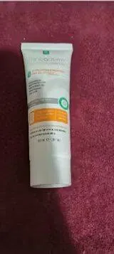 **** review photo