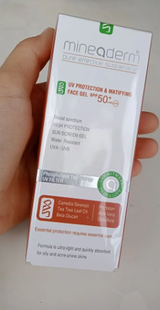 G** B. review photo