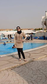 منة و. review photo