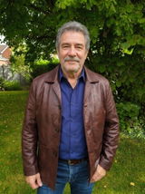 Dean Morgan review photo