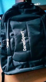 V***A review photo