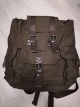 L***a review photo