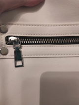 V***v review photo