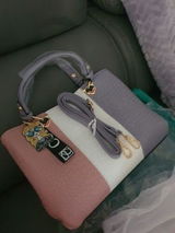 eloise d. review photo