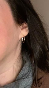 N B review photo