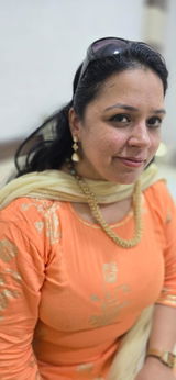 Swati Mundra review photo