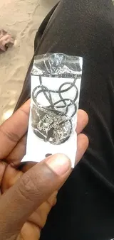 p***r review photo