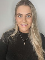 Shannon review photo