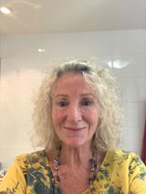 Christine Scantlebury review photo