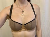 Courtney review photo