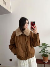 Lisa review photo