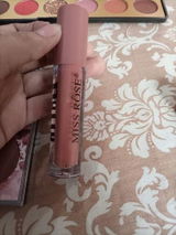 Khadija E. review photo