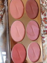 Urwa A. review photo