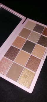 Amna review photo