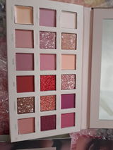 Ayesha Shakeel review photo