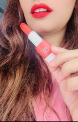 Laiba Hassan review photo