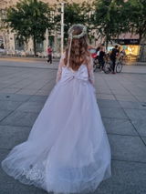 Erin review photo