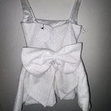 V**e review photo
