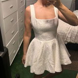 P**r review photo