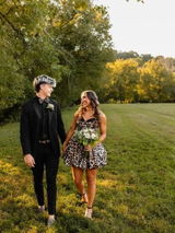P**e review photo