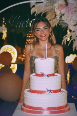 V**r review photo