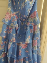 M**a review photo