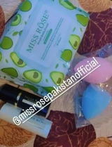 Samia review photo