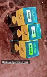 Farah review photo