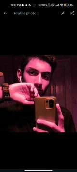Umar Waseem review photo