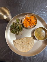 Kaavya Lakhani review photo