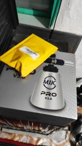 M.Y. review photo