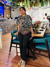 Mona Kapoor review photo