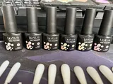M***a review photo