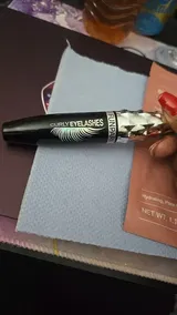 M***e review photo
