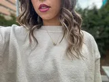 J***e review photo