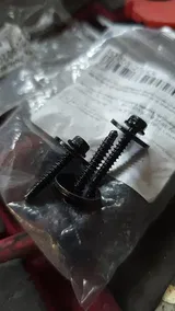 m***r review photo