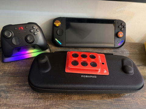 Mobapad Chitu 2 Switch 2 Controller & Charging Dock Bundle Matte Version
