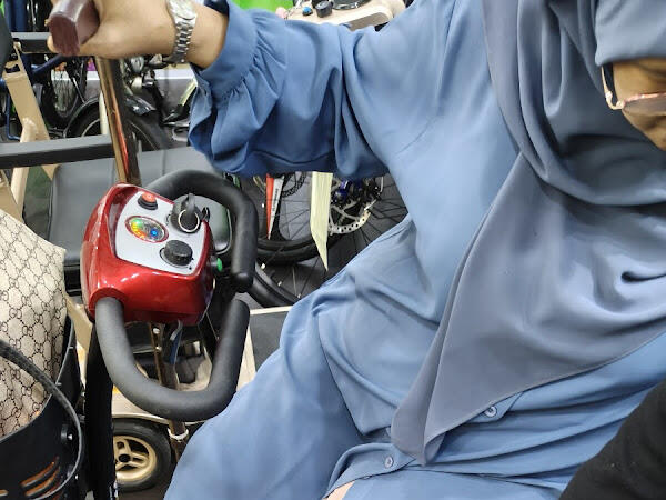 Salim Sidek review photo