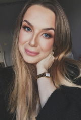 Amanda review photo