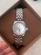 Malin review photo