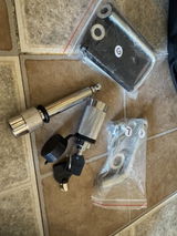 Status Q. review photo