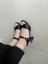 Larisa review photo