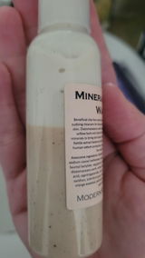 CM review photo