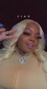 Donna review photo
